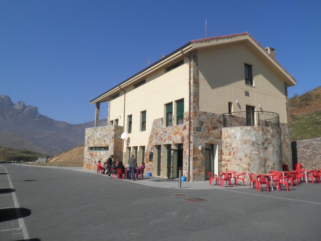 Mirador Del Angliru Hostel Riosa Luaran gambar